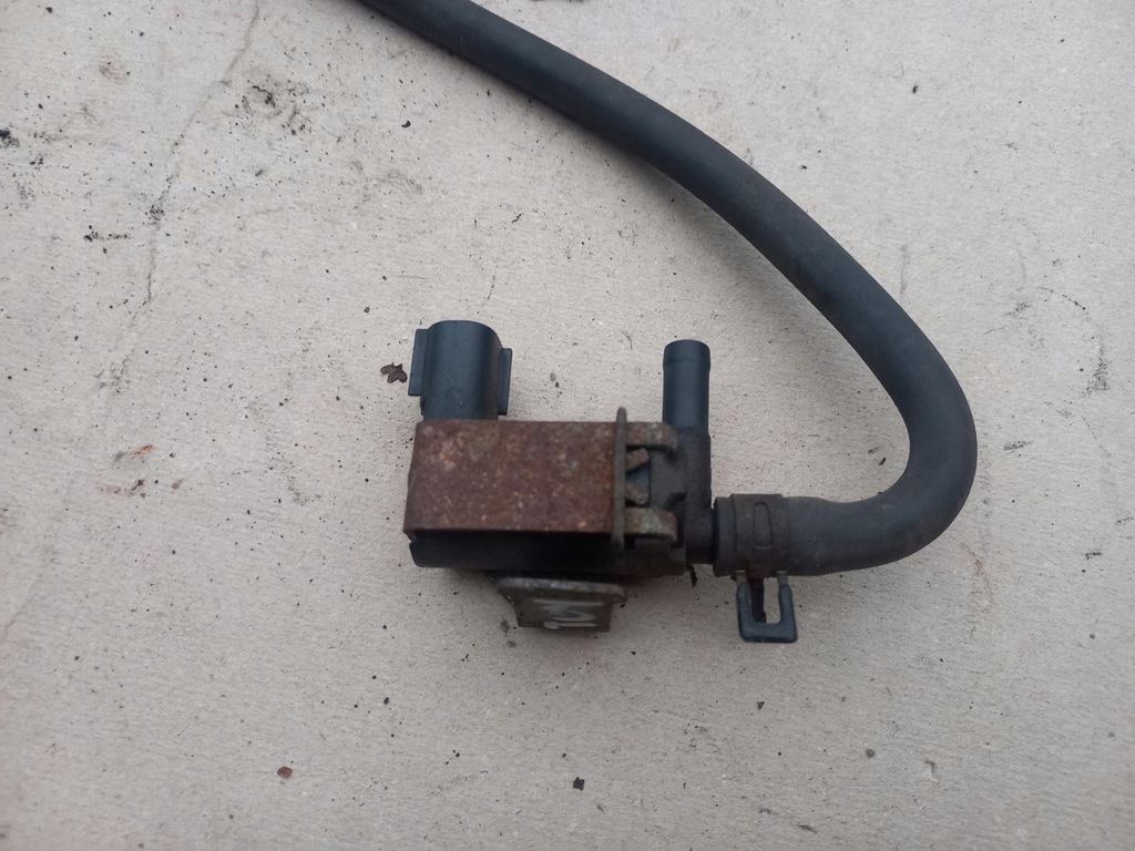 фото №10, Toyota previa ii 00- avensis verso 01- датчик клапан вакуумa 25860-280