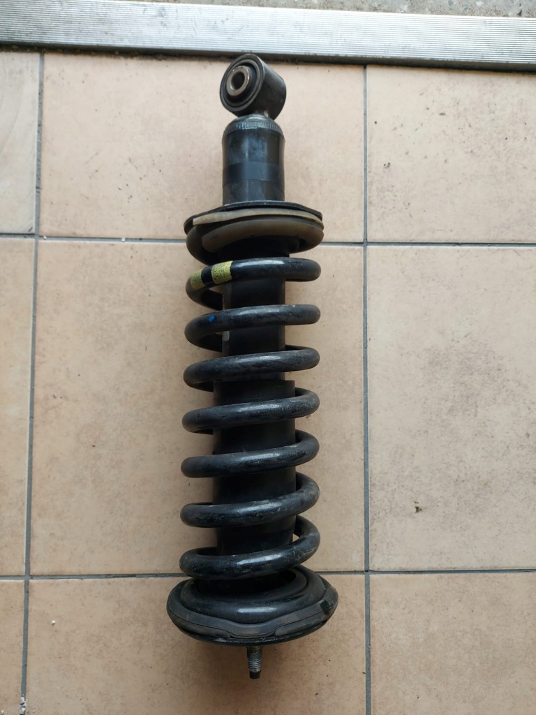 фото №1, Амортизатор navara d23 перед 56110-4kd3a
