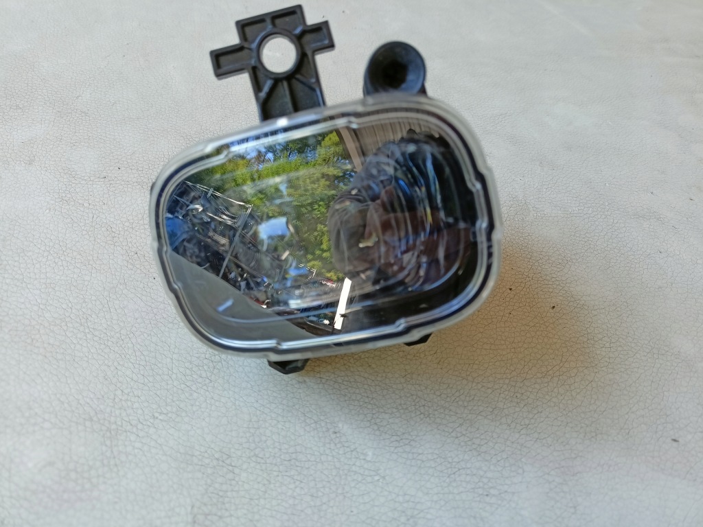 фото №1, Renault clio v правый передний led drl