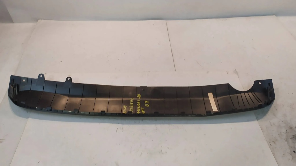 фото №7, Hyundai i20 спойлер накладка бампера задня 86695-c8000