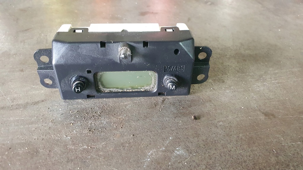 фото №1, Ford focus mk1 - дисплей годинник