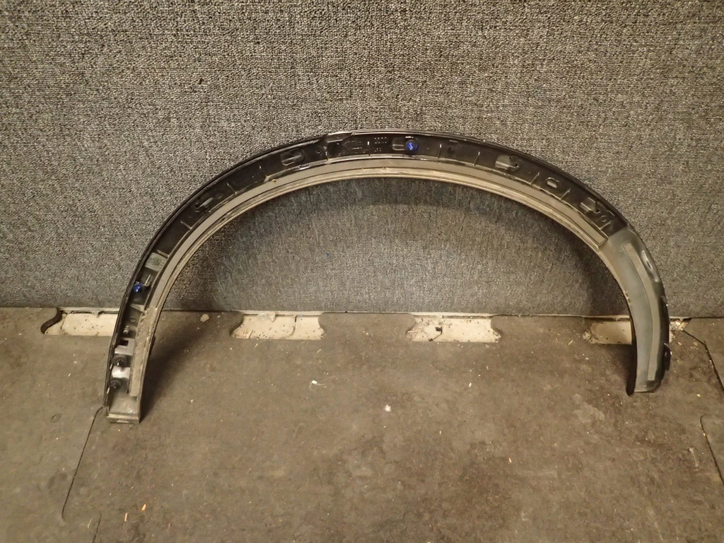 фото №5, Накладка молдинг крыло правый задняя audi q3 8u0