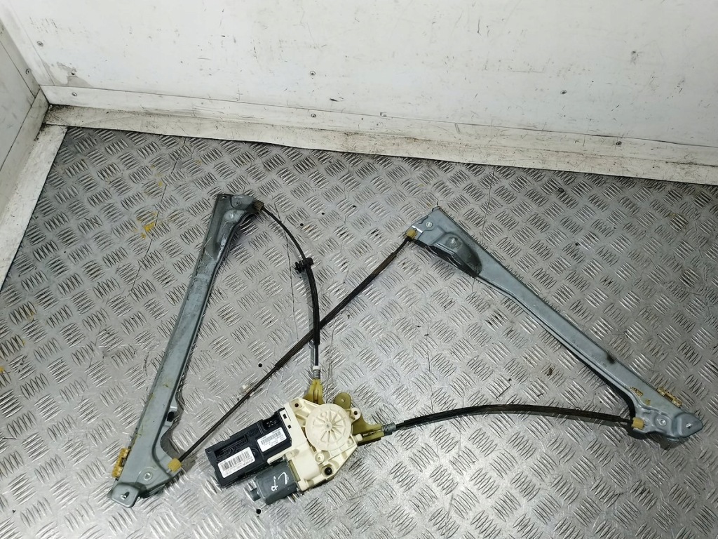 фото №7, Подъемник стекло левый перед renault laguna iii 807010002r