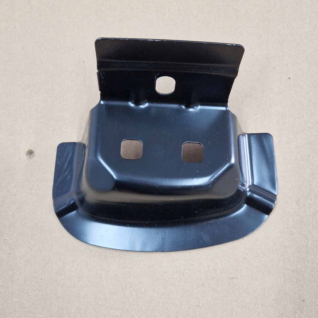 фото №1, Кронштейн кронштейн лист vw golf sportsvan