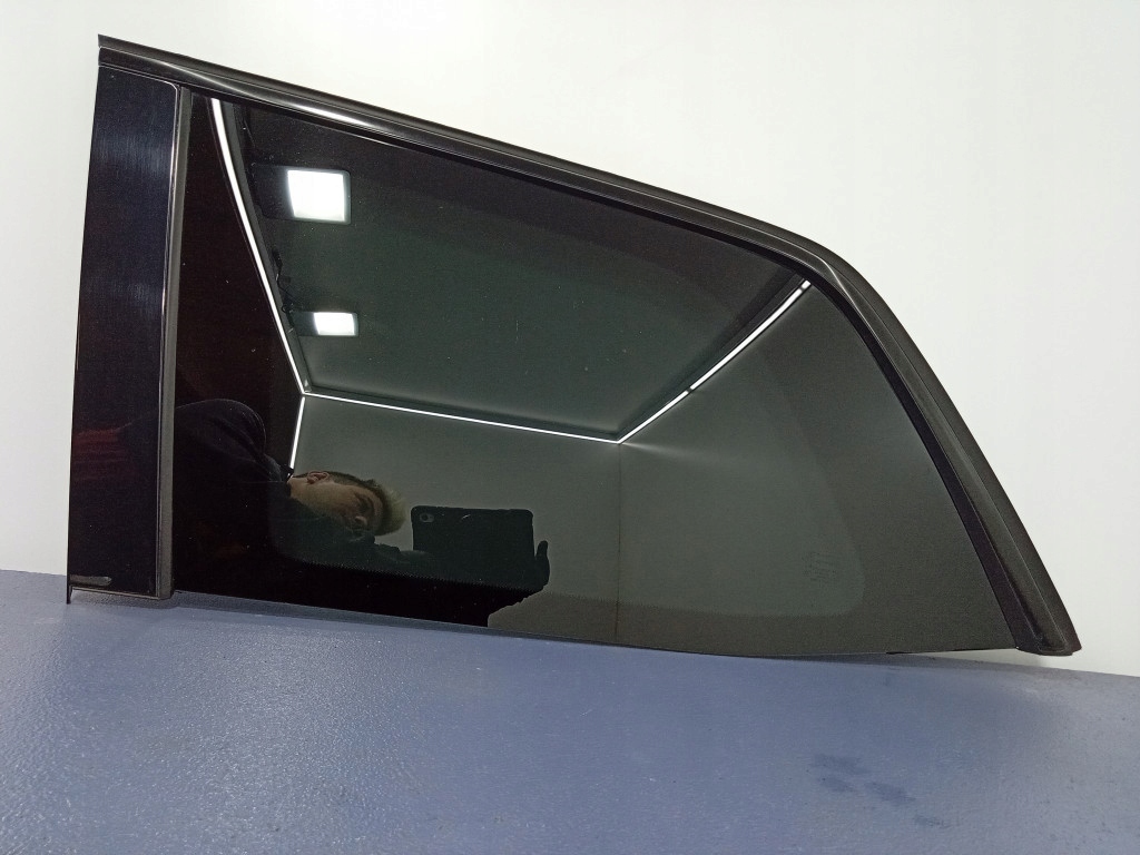 фото №1, Mercedes gls x166 скло кузовна задня задня ліва a1666700150