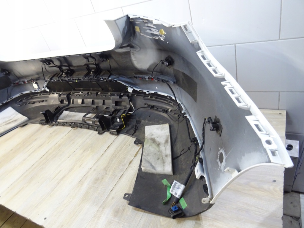 Бампер задняя задний mercedes eqs a2978856600 llu Оригинал