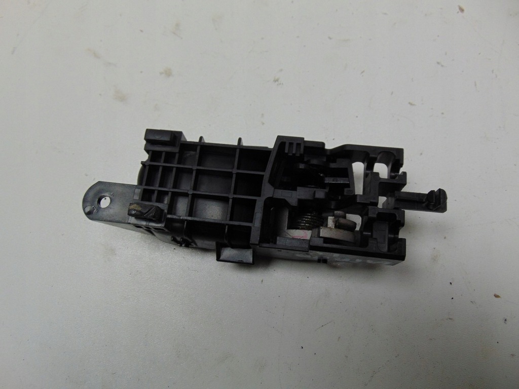 фото №7, Ручка внутренняя дверь левая перед suzuki grand vitara ii 5дверь