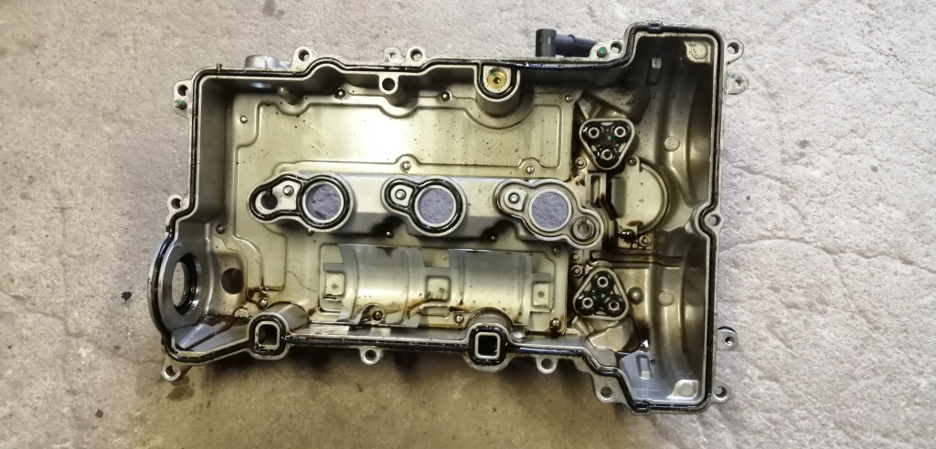 фото №2, Opel karl кришка клапанів