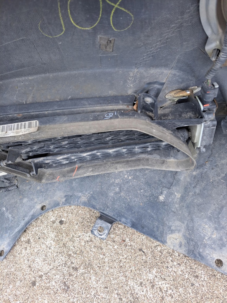 фото №12, Бампер передний kpl. tesla model s 2012-2016 pmng 6-pdc