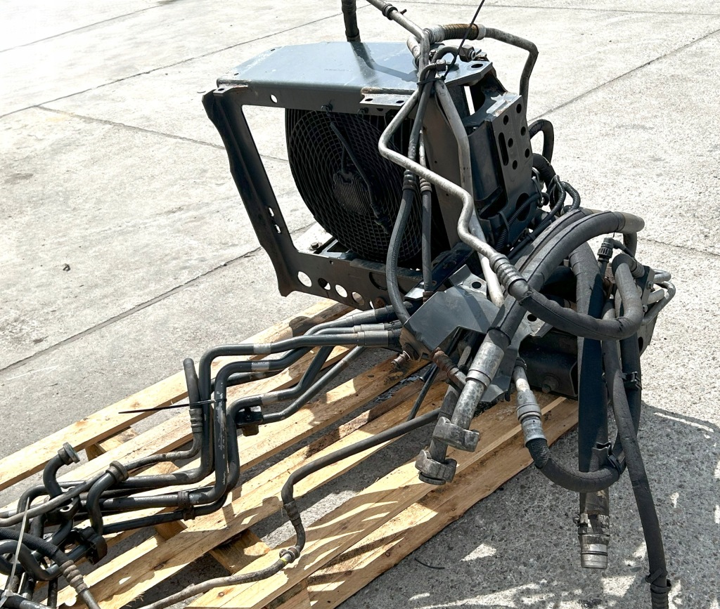 Привід had блок клапанів + бак оливи + радіатор + дроти arocs mp4 Зі Шроту