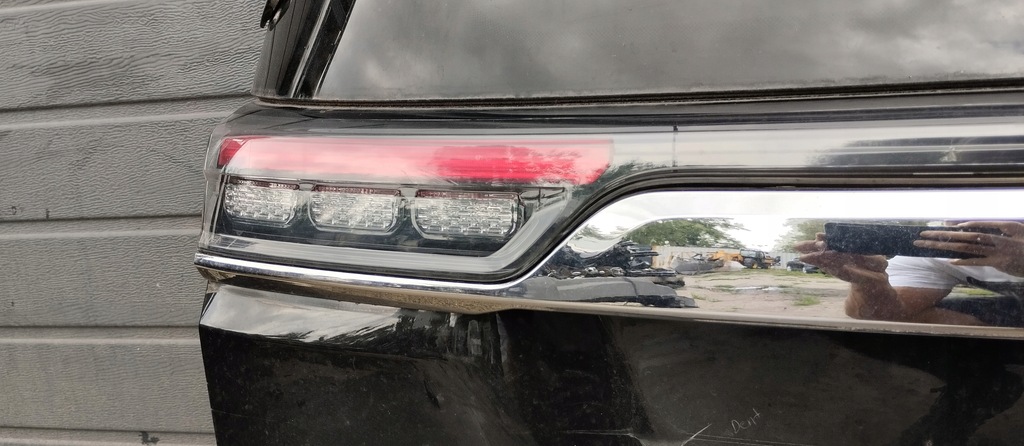 фото №8, Крышка багажника задняя задняя багажника комплектная jeepa commander ii 21r-