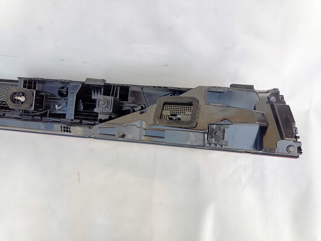 фото №14, Audi q8 4m8 лампа лампы задняя задняя накладка крышки 4m8945095d