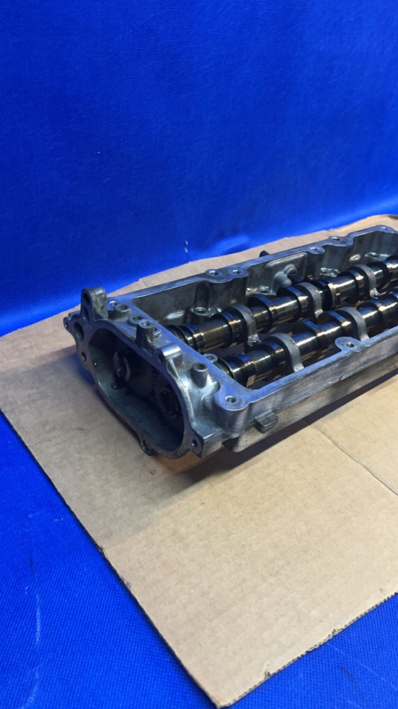 Audi a4 b9 avant 2024r fl 2.0tdi 120kw валы rozrząu 05l103308 p Цена