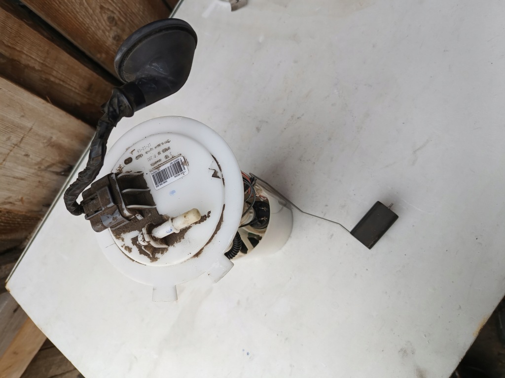 фото №1, Nissan qashqai 1.2dig-t 1.2 насос пального renault kadjar 1.2tce 0580200203