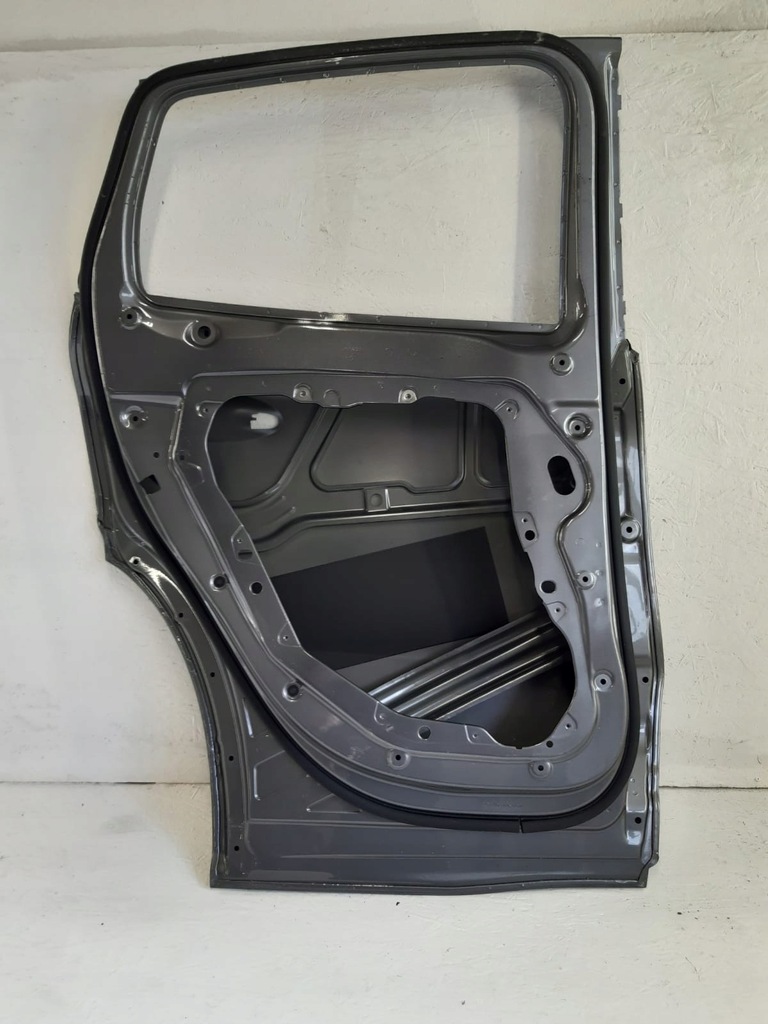 фото №8, Mercedes gla ii h247 2020 дверь левый задняя