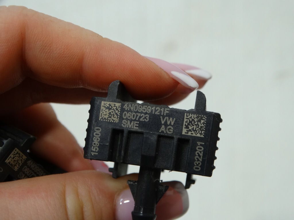 фото №8, Датчик захисту пішоходів audi a6 c8 4n0959121f 18-25r.