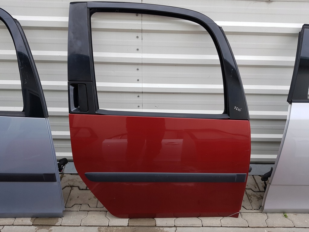 фото №1, Skoda roomster 06-15r дверь правое задняя 9892