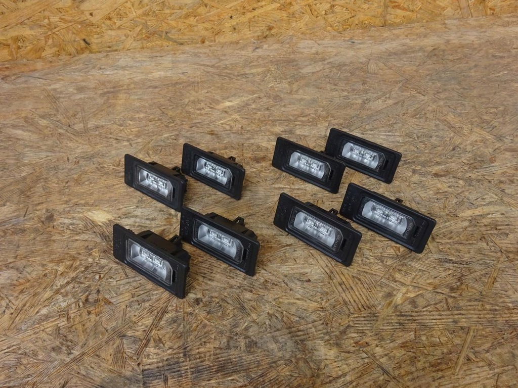 фото №14, Audi s3 a3 8v rsq3 q3 8u фонари освещение номерного знака led комплект 4g0943021