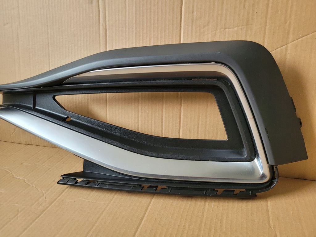 фото №13, Решётка бампера vw passat b8 alltrack lift 3g0853666 3g0853254