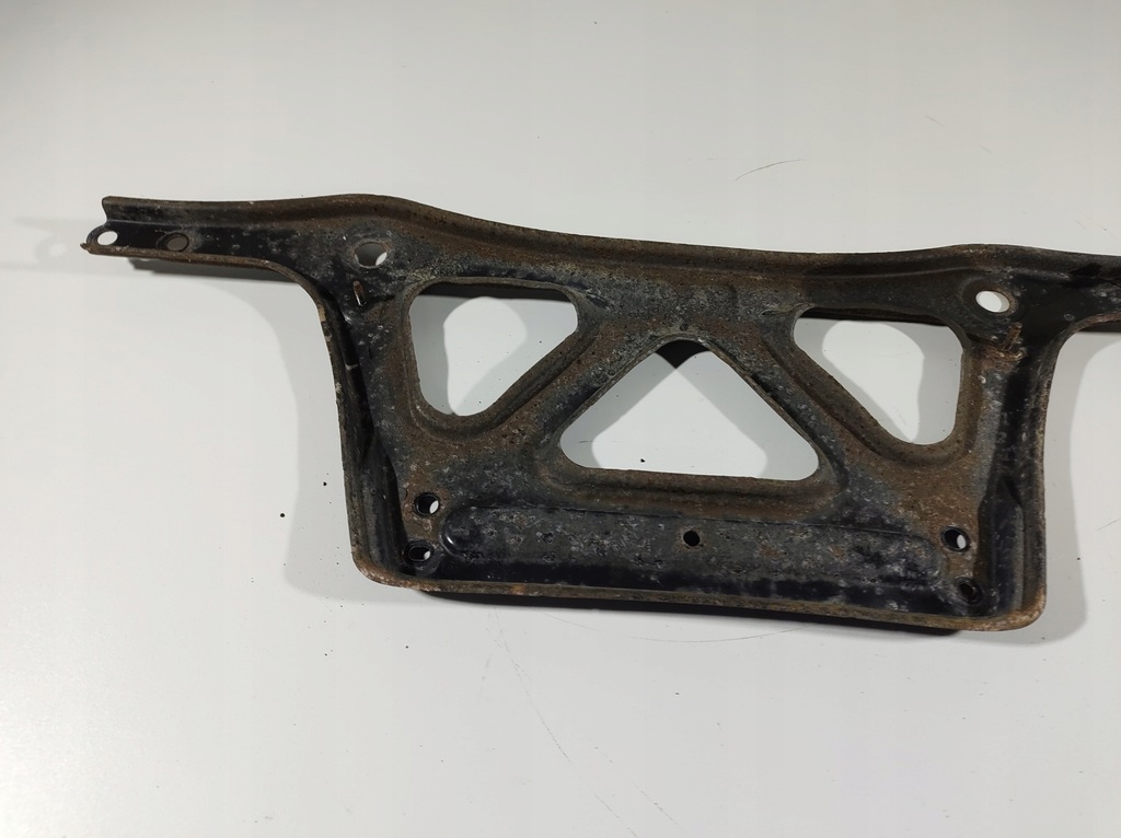 фото №9, Lexus is300h 13r кронштейн подрамник подрамник