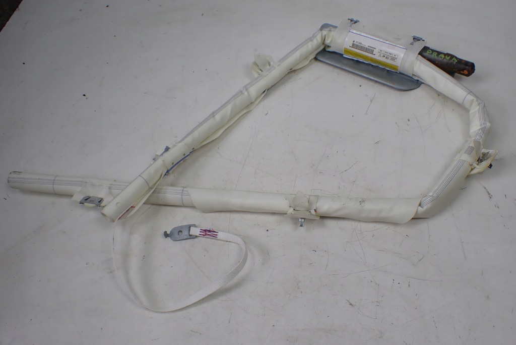 фото №1, Правая шторка безопасности opel meriva b 13250503