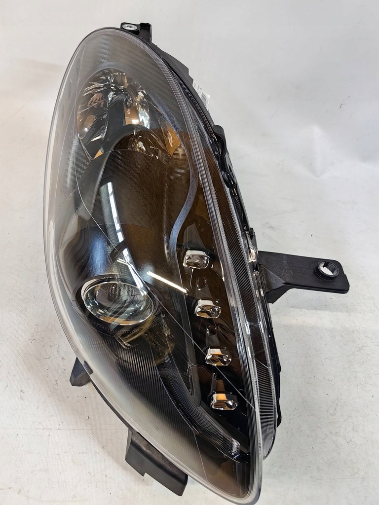 фото №1, Alfa romeo giulietta veloce - лампа лінза led права nowa oryg