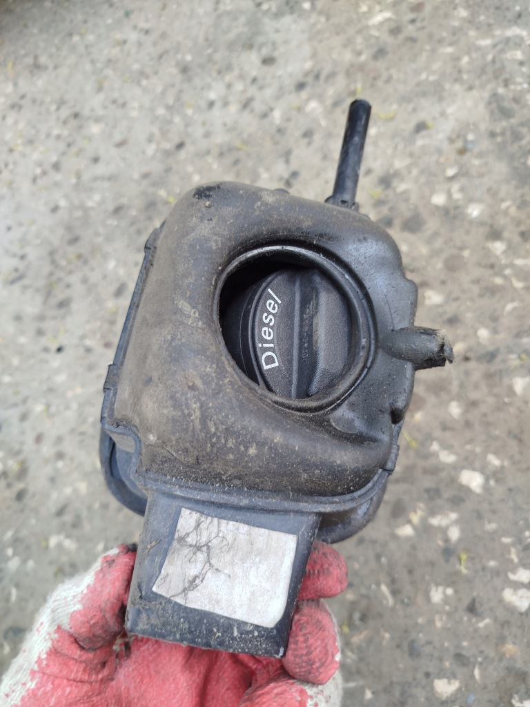фото №3, Крышка заливной топлива 1z5809857 skoda octavia ii 2004 rok