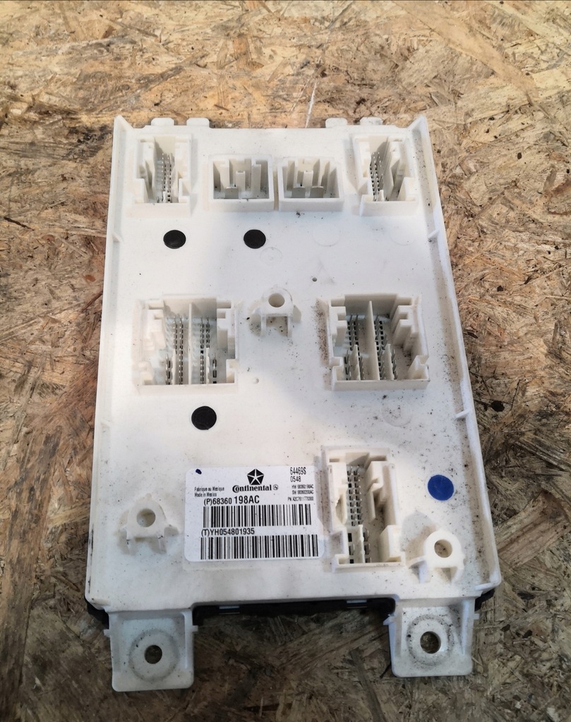 фото №1, Chrysler pacifica 2016-20 модуль bcm 68360198ac