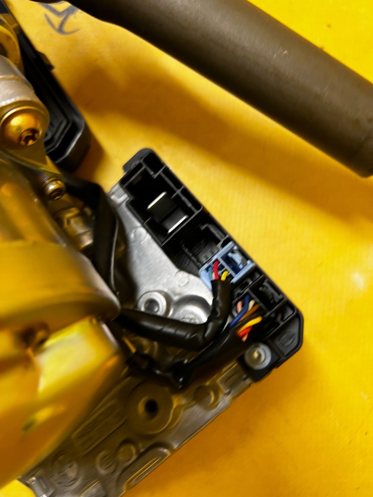 фото №13, Набір стартовий ecu bsi bcm прилади dacia sandero iii 1.0 tce автоматична коробка передач 2023r