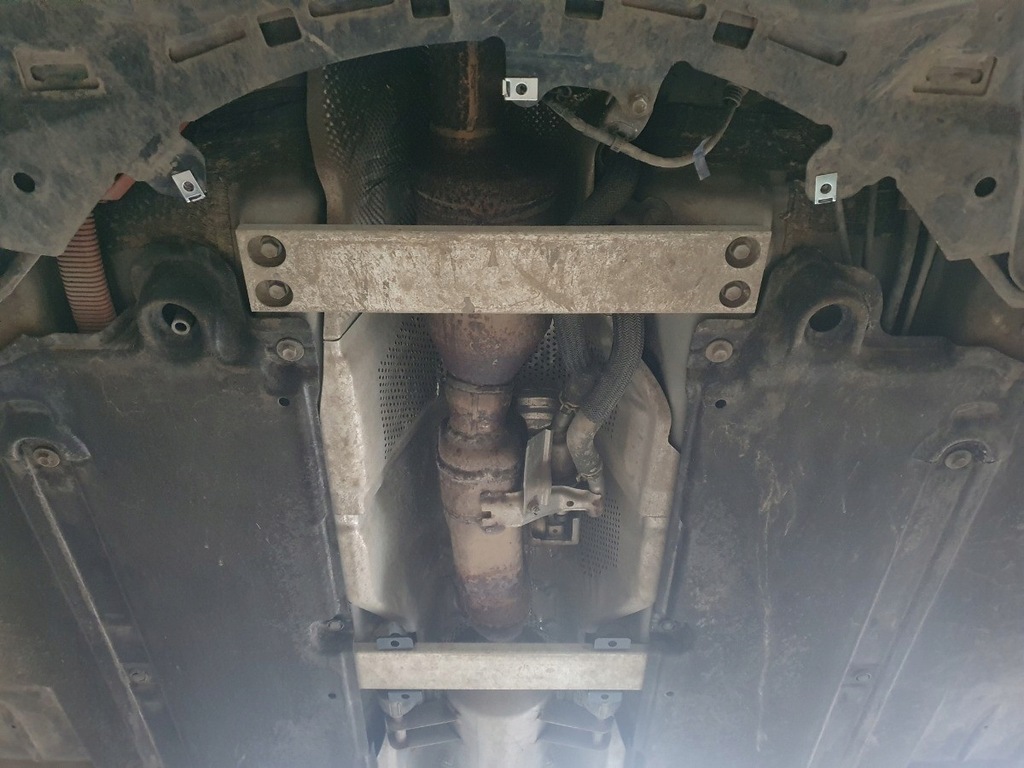 фото №9, Набор стальных защита: двигатель + коробка передач передач + катализатор toyota prius