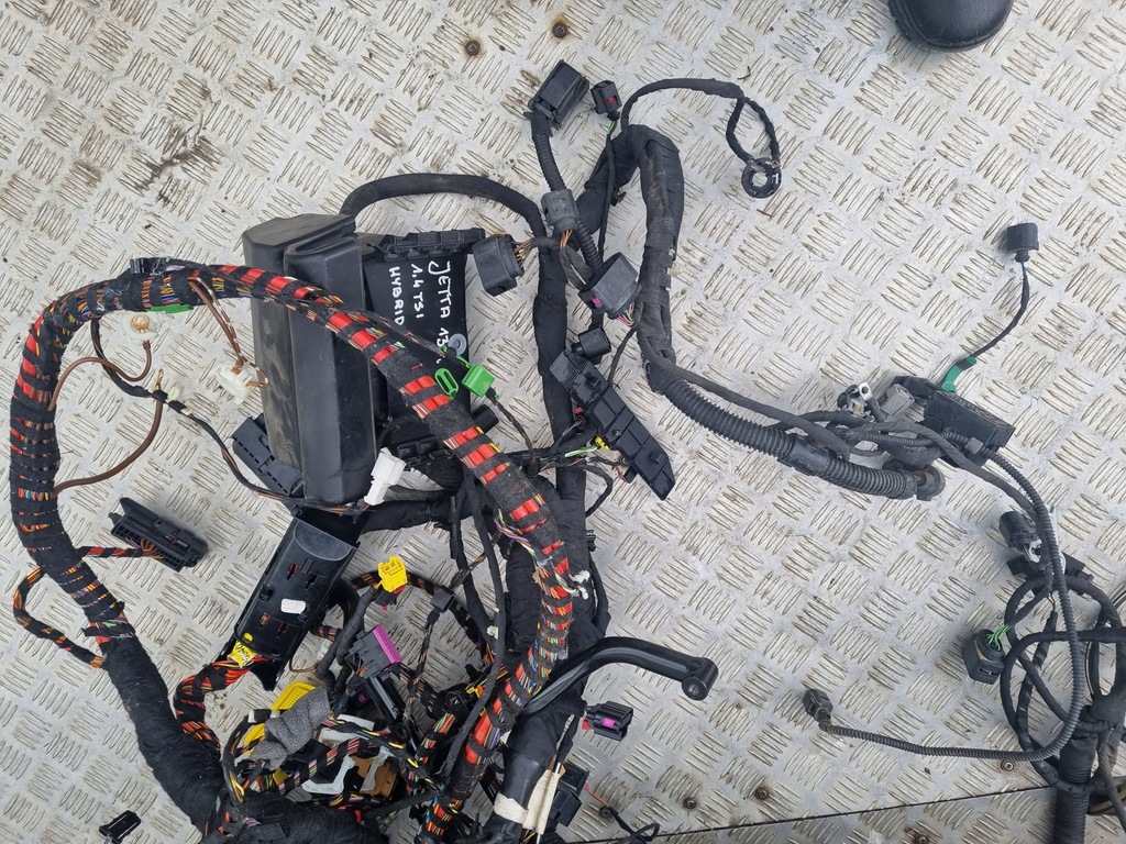 фото №11, Vw jetta 2013 r 1.4 tsi hybrid dsg электропроводка