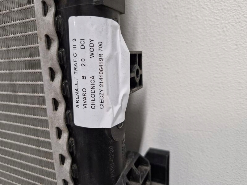 Renault trafic 3 3 vivaro b 2.0 dci радіатор води рідина 214106419r Зі Шроту