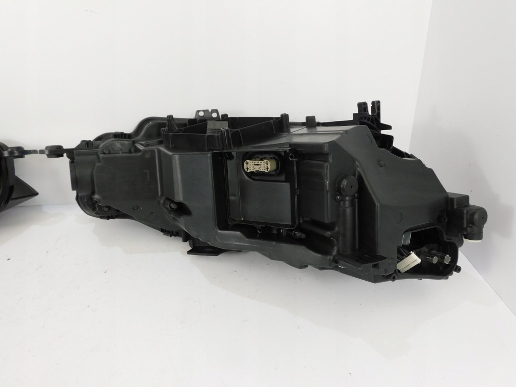 Audi a5 f5 8w6 дорестайлінг  фара ліва правий full led америка 8w6941033f-34f в Україні