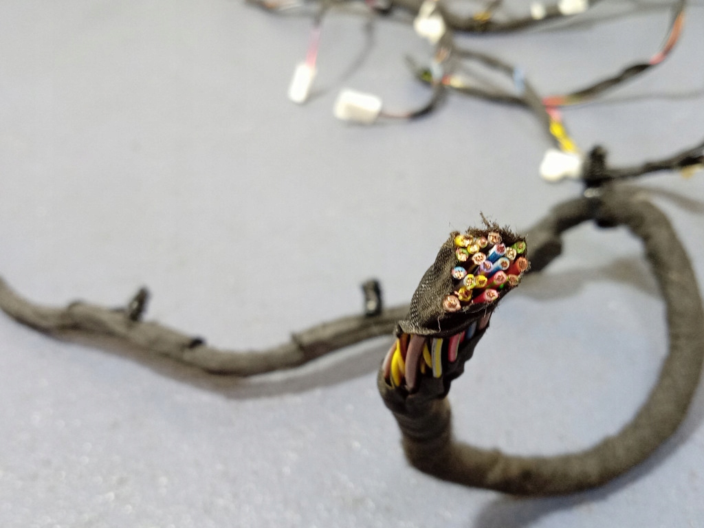 фото №5, Bmw 7 g11 g12 lci накладка крышки задняя led камера 7485267