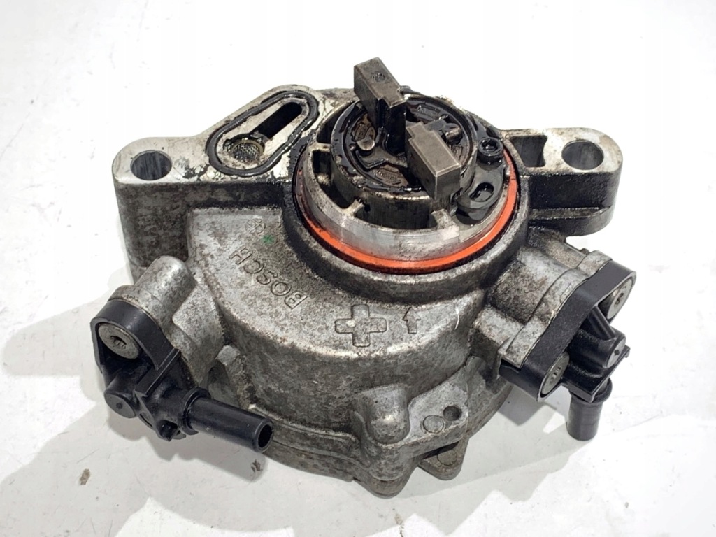 фото №1, Насос вакуум toyota proace 9804021880 1.5 102km вакууму