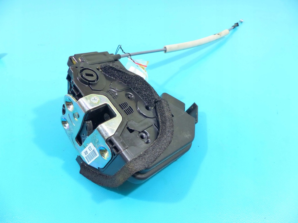 фото №1, Замок задняя правый 4 pin kia stonic 17-20 eu