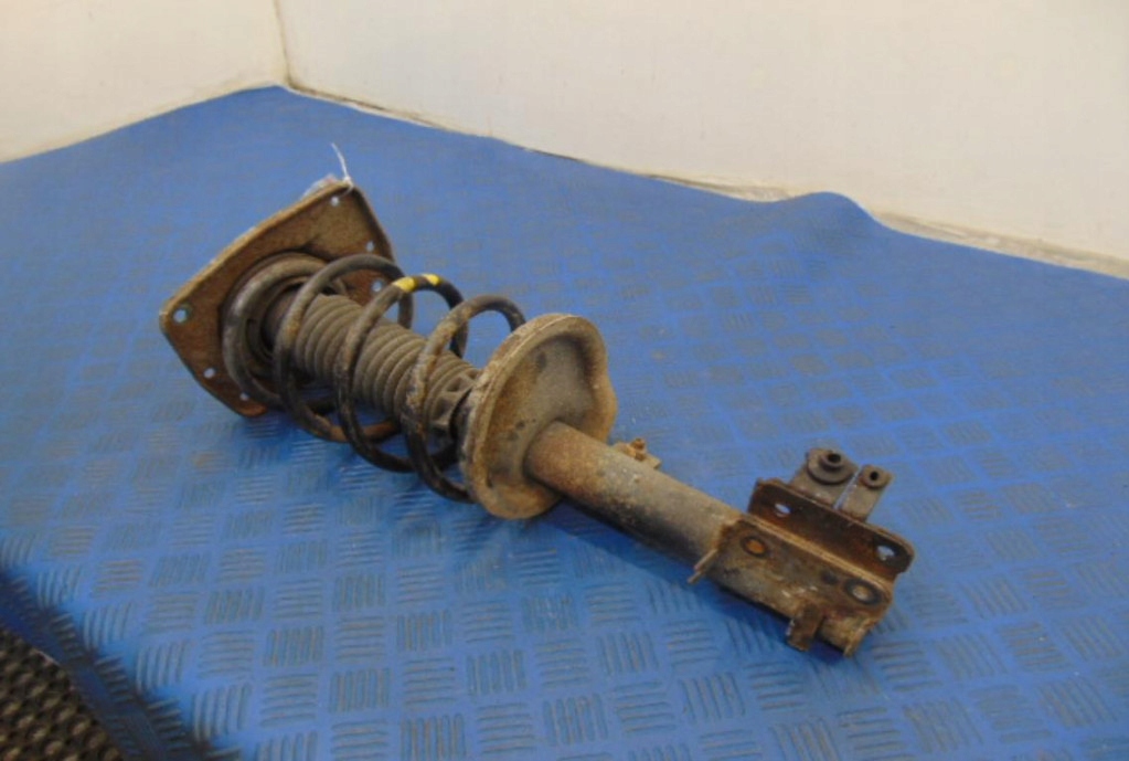 фото №1, Peugeot 807 2.0 16v амортизатор правый перед