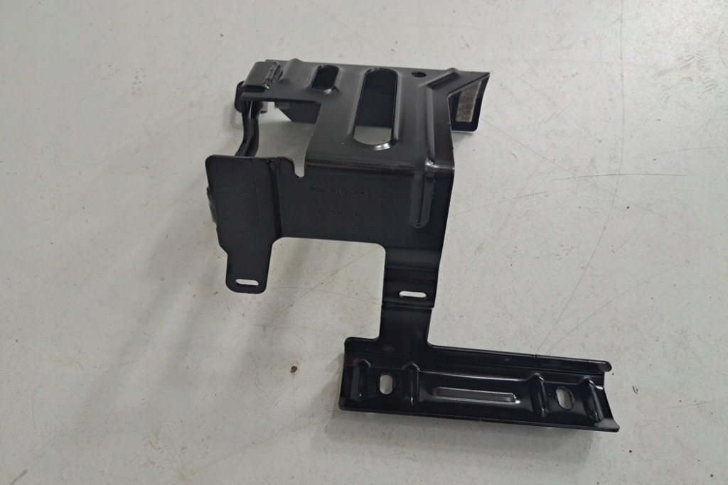 фото №7, Кронштейн аккумулятор bmw x3 g01, f97 9117801 2021