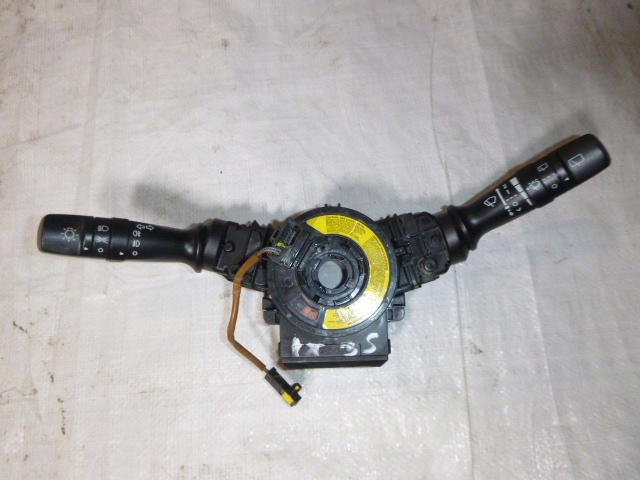 фото №1, Hyundai ix35 переключатель комбинированный с лента