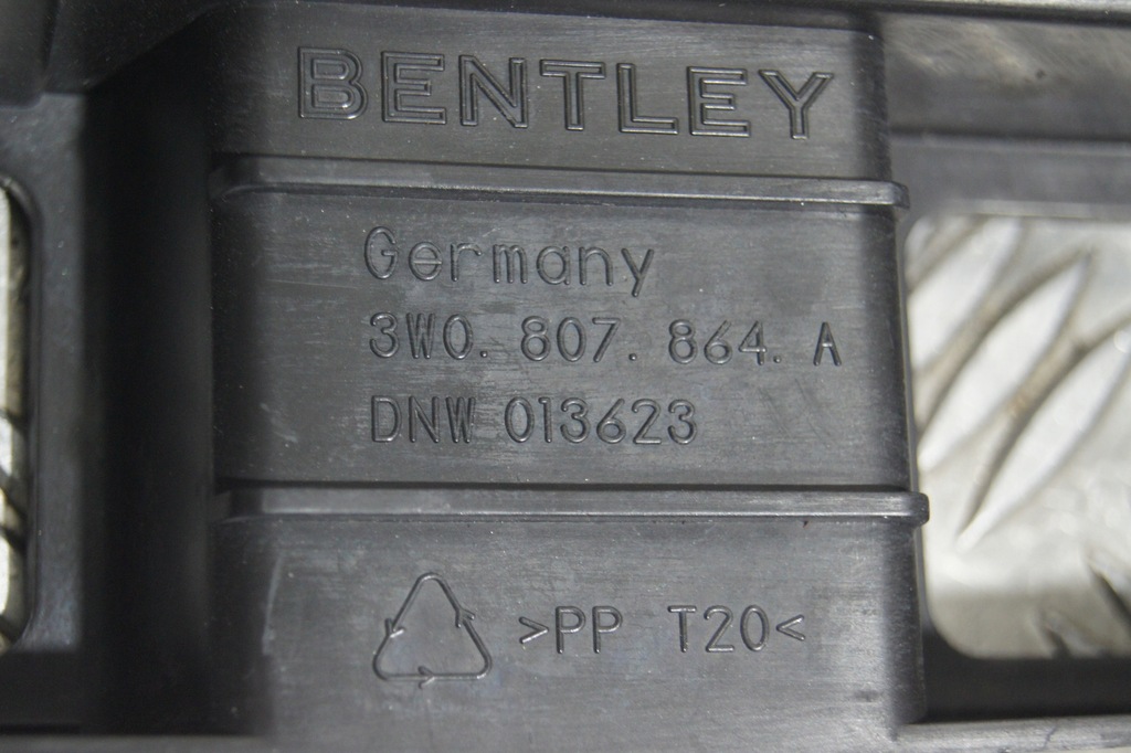 фото №10, Молдинг бампера задняя bentley continental gt/gtc