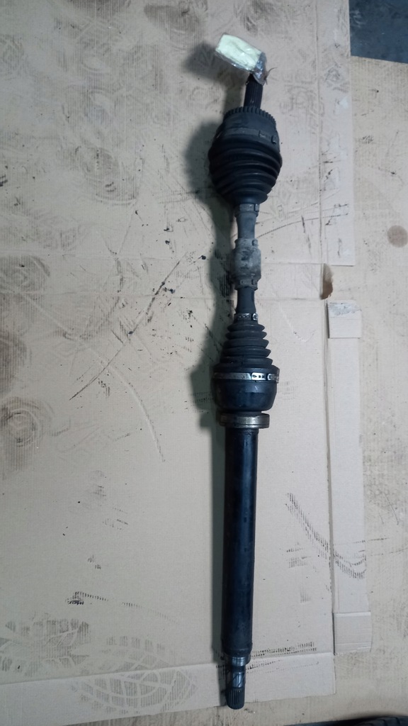 фото №1, Приводной вал правая volvo v40 t4 01r