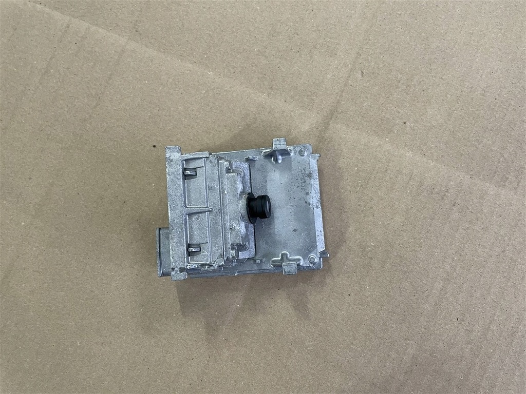 фото №1, Радар камера w скло 284628692r renault clio 5 v 19-23r 20r