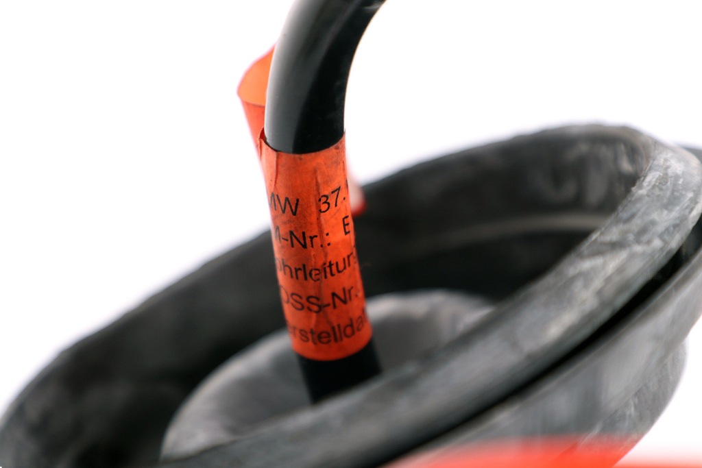 фото №12, Bmw e53 x5 шланг wąż бак воздуха 6755021