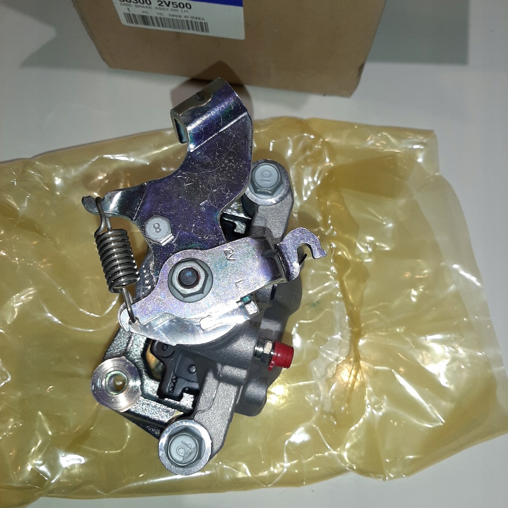 фото №7, Hyundai veloster 2011- суппорт левый задняя новый oem 58300 2v500