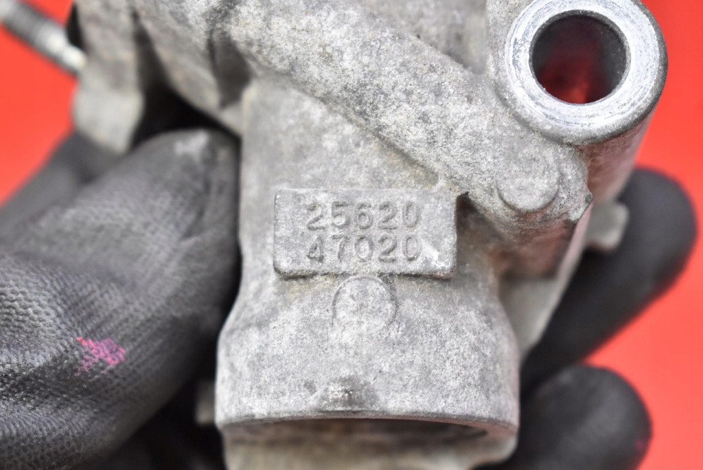 Купити Клапан egr 25620-47020 toyota yaris 3 iii 1.3 vvti 99 km 10-14