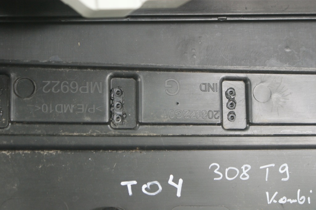 фото №15, Ліва кронштейн шторка захист багажника peugeot 308 t9 ii kombi 9800073177