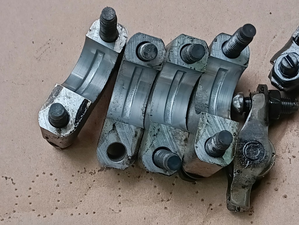 Toyota yaris 2 1.4d4d 1.4 вал розподільного валу опори в Україні