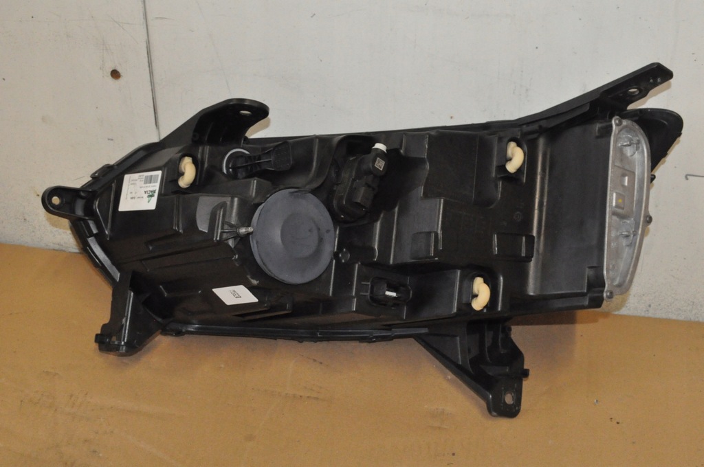 фото №6, Лампа правий перед передня dacia sandero iii jogger 260101940r