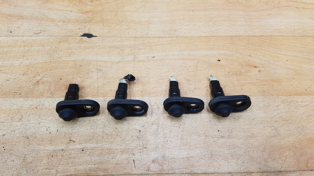 фото №1, Датчик контактор дверь toyota corolla ix e12