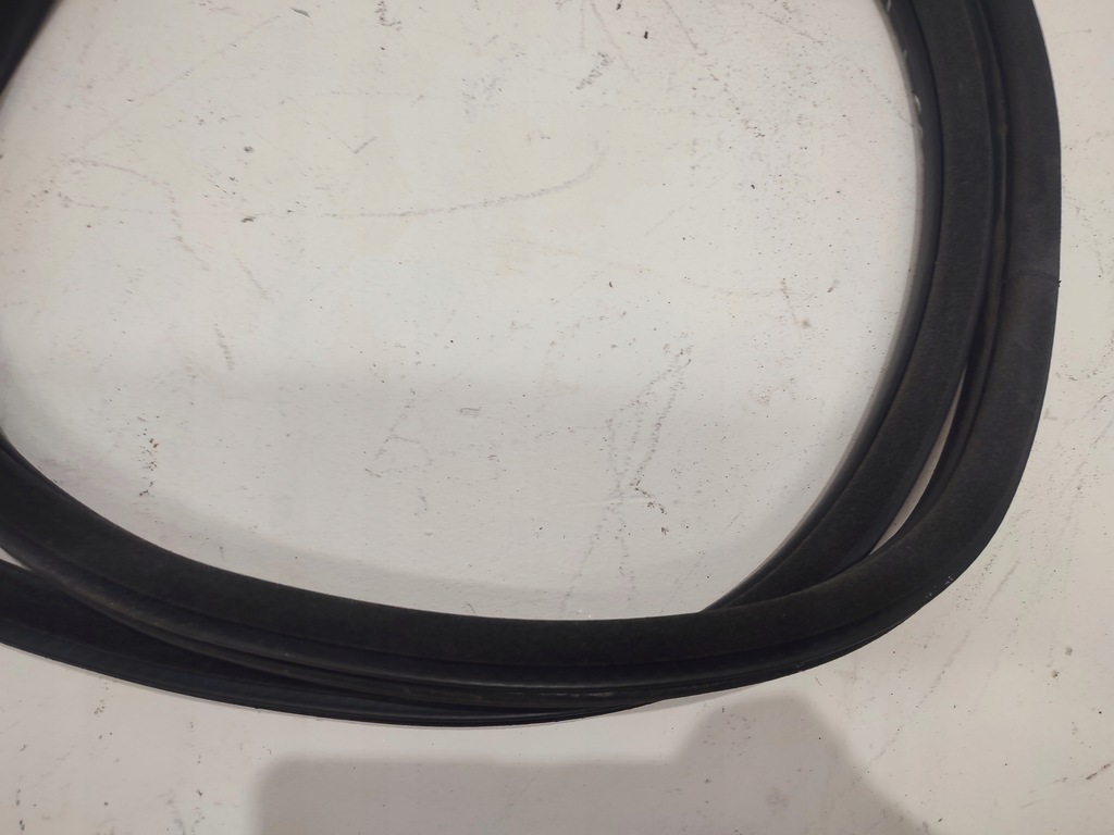 фото №5, Citroen ds5 прокладка дверь правый задняя